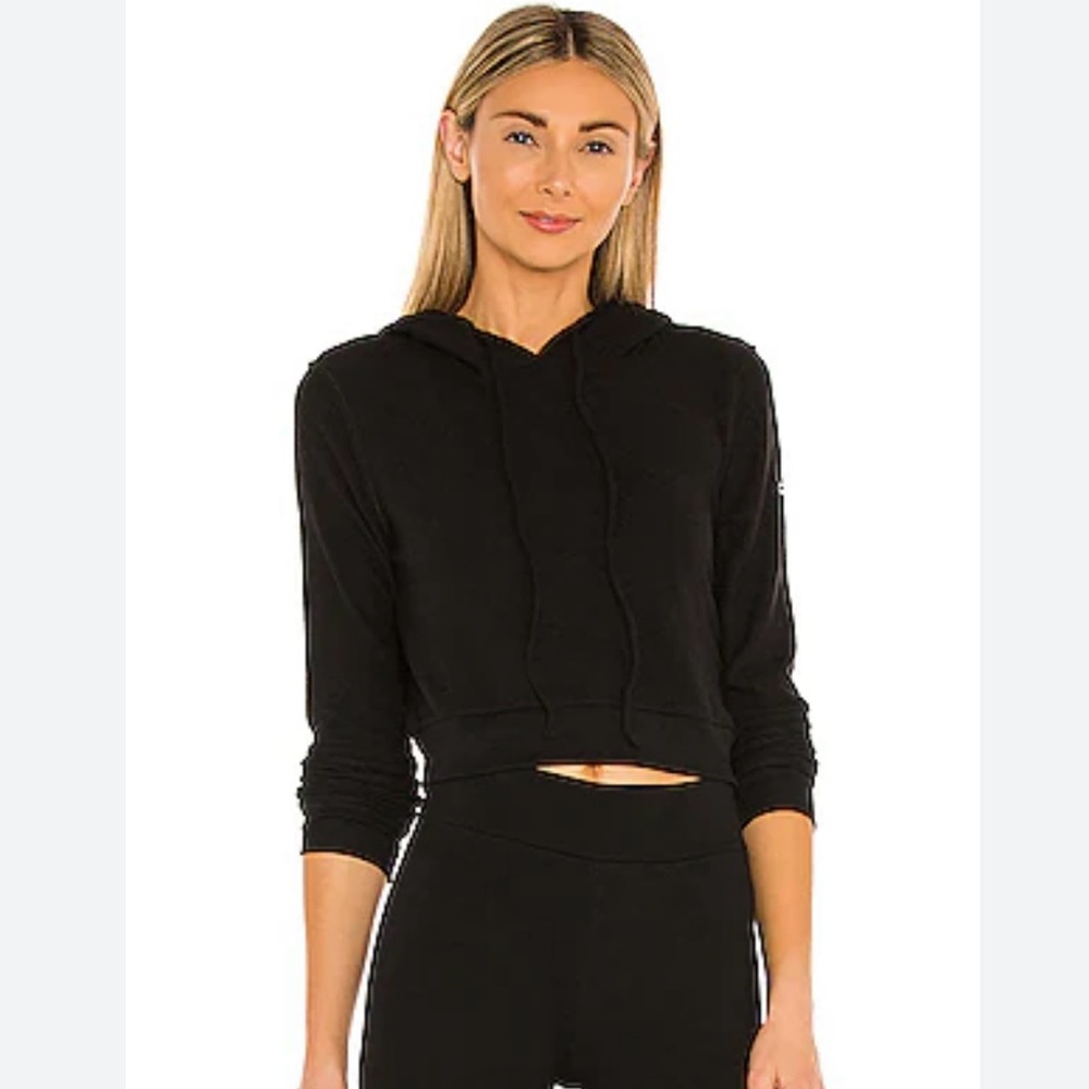 NWOT ALO Yoga Black Getaway Cropped Hoodie Size Medium